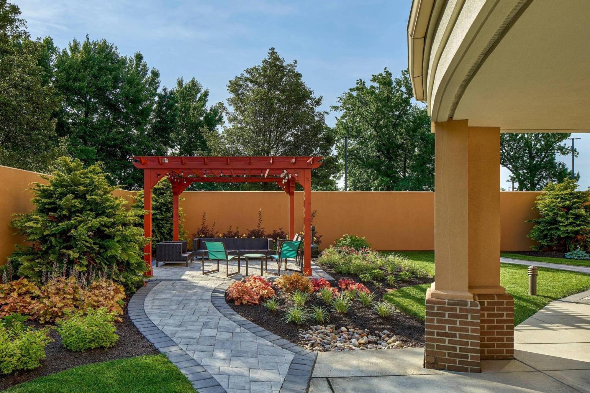 Hotel Courtyard Philadelphia/Langhorne Exterior foto
